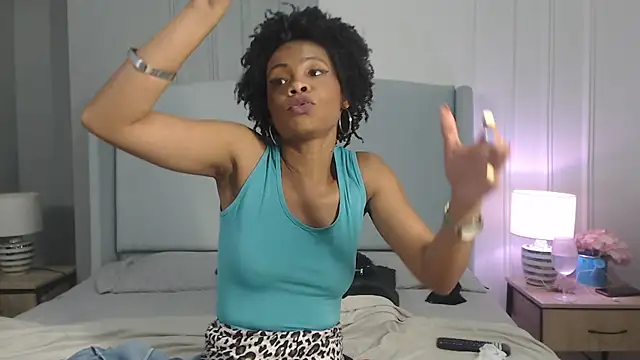 ChantalGarnerのライブXXXチャット