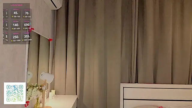 DaynaMacha's Live XXX Chat