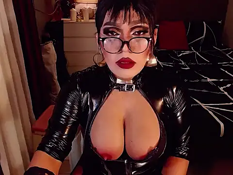 Онлайн чат XXX SamanthaAlmazora