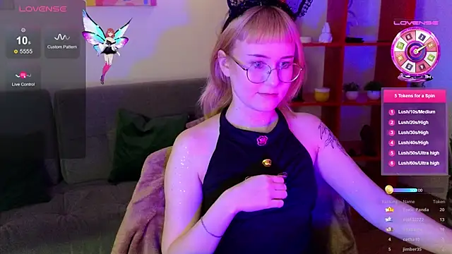 TheaQuill Chat XXX in diretta