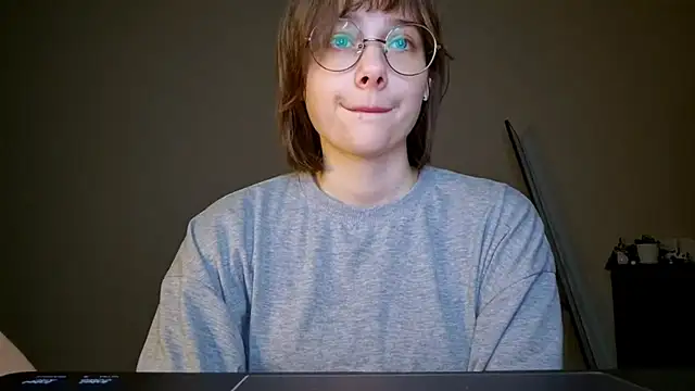 XXX chat uživo modela ExitedTroth