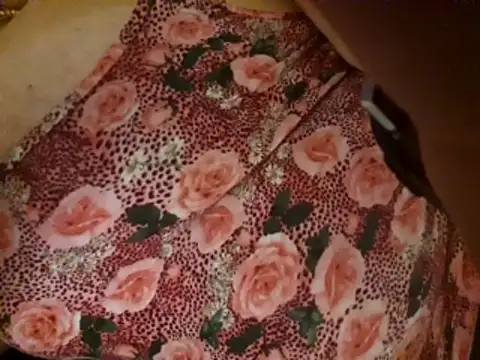 Pertunjukan Kamera Web INFINITY110570