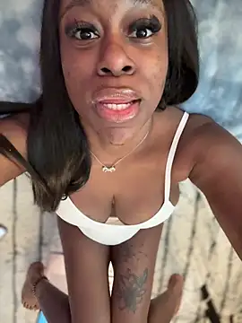 TikaMoon's Webcam Show