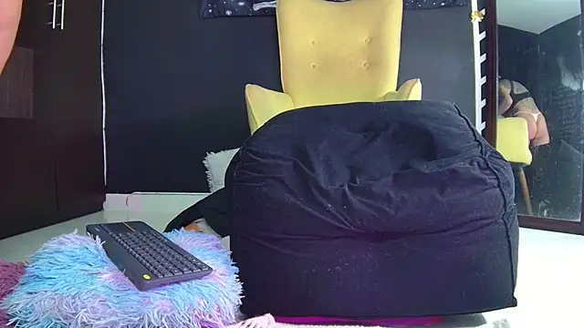 EvangelineCors live XXX chat