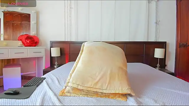 โชว์เว็บแคมของ MiaMarin_hot