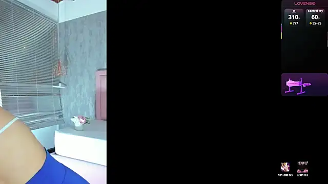 naomidibello Adlı Modelin Web Kamerası Şovu