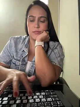 kendall_52 – Live XXX-chat