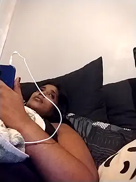 Pokazy przed kamerką – Baby_P