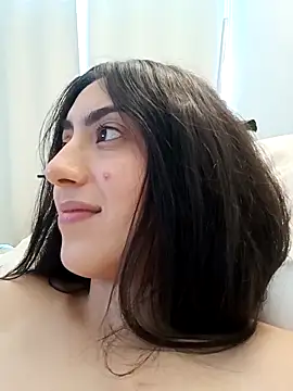 MIYESSI's Live XXX Chat