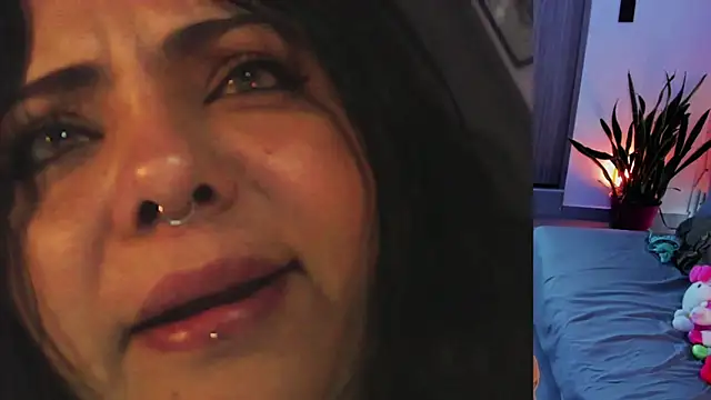 honey_mooon – Live XXX-chat