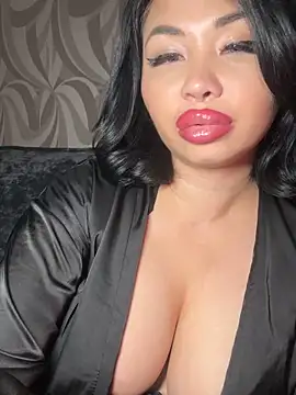 Pertunjukan Kamera Web LaaadyDaaamn