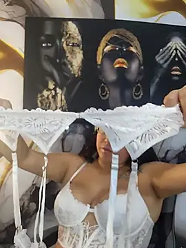 Chat XXX en directo de LizzRouse