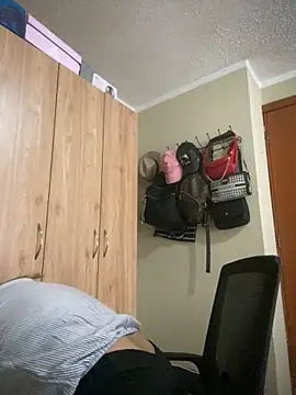 Chat XXX ao vivo de Miabonnett_