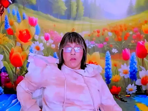 indianroxy Adlı Modelin Canlı XXX Sohbeti