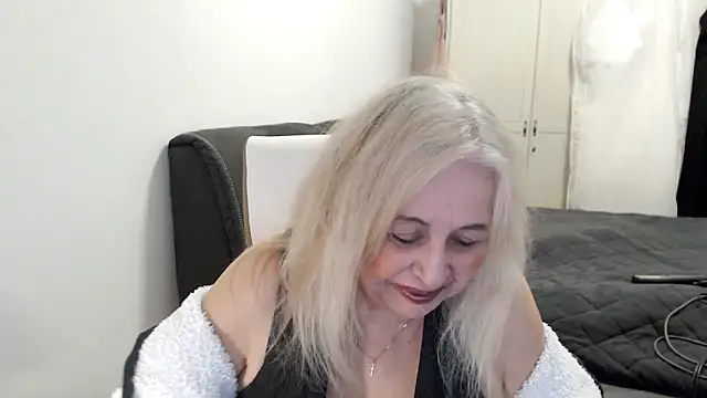 SusiLifeXXX – Live XXX-chat