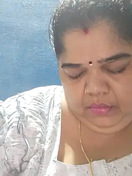 tamilthanushri Live XXX-Chat