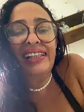 AMYBRASIL Show in webcam