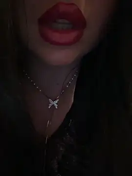 VictoriaSchneider_ Pertunjukan Webcam