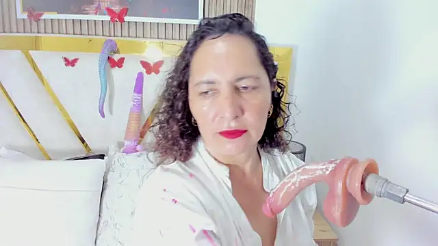 Luna_Naughty1: απευθείας συνομιλία ΧΧΧ