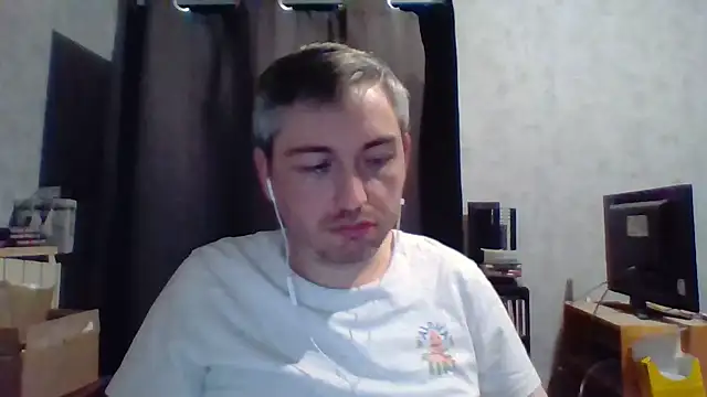 Show modela Max541991xx na web-kameri