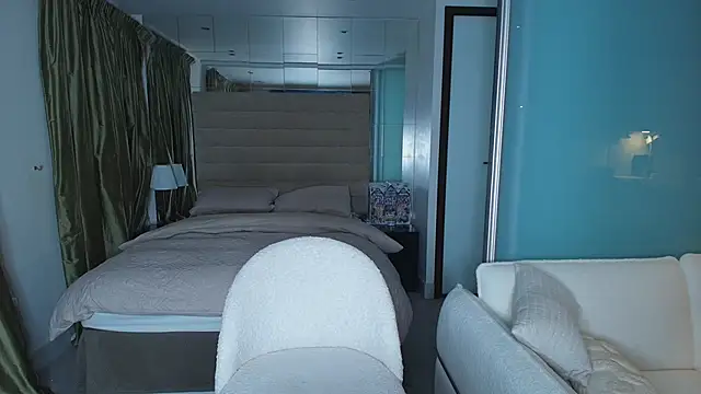 XXX chat uživo modela BonnyeBlack