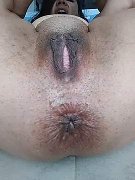 Chatroom XXX en direct de KittyHoleshot87