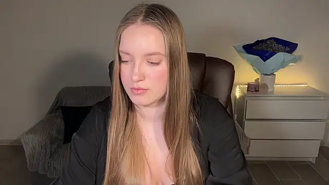 دردشة EvaMaddison الجنسية المباشرة