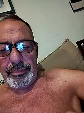 Show modela Dadotado70 na web-kameri