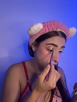 Darlahooper1_ 라이브 XXX 채팅