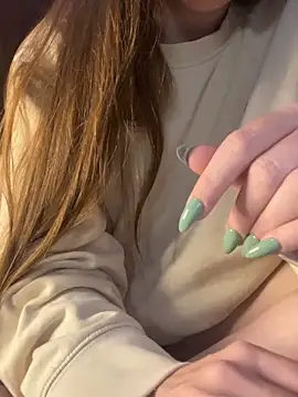 chellerayy élő XXX-chatje