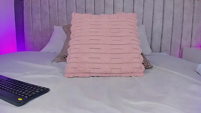 lea_gray: онлайн-секс-чат