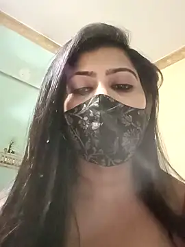 SANAYA_ROY Adlı Modelin Canlı XXX Sohbeti