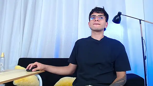 maax_18 라이브 XXX 채팅