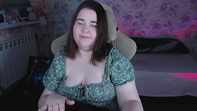 Pokazy przed kamerką – Estelle_Hicks