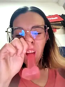 Chatroom XXX en direct de Greta_silber26