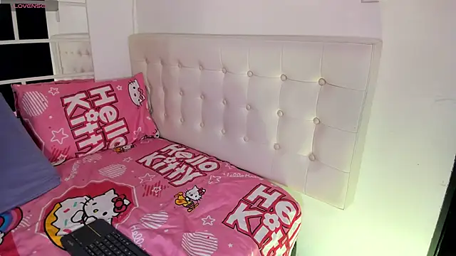 MiaEvans0 Chat XXX in diretta