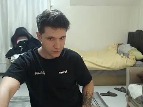 عرض كام 2handsomemann