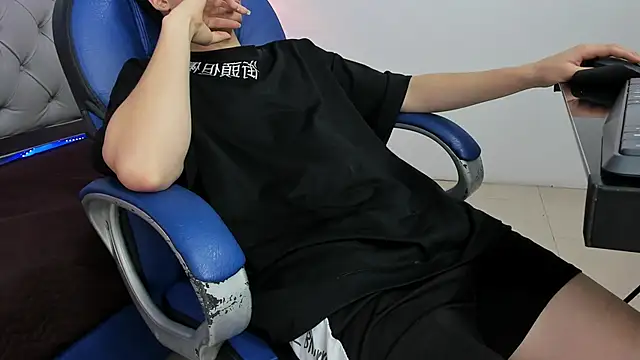 دردشة SamBlack_ الجنسية المباشرة