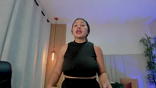 Victoria_Rosee 现场XXX聊天