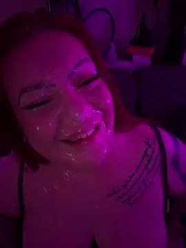 دردشة AnastasiaCumowa الجنسية المباشرة