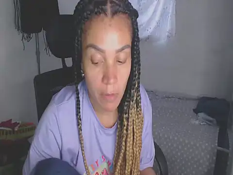 shayna_cute 라이브 XXX 채팅