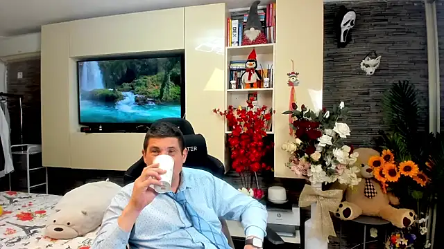 SpartacusDaddy48 Adlı Modelin Web Kamerası Şovu