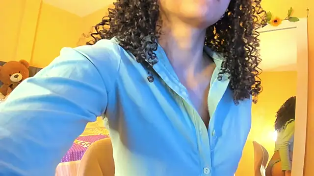 Chat +18 de Keniia_rizz ao vivo