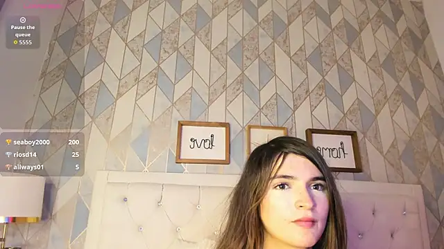 luna_forever7 Adlı Modelin Canlı XXX Sohbeti