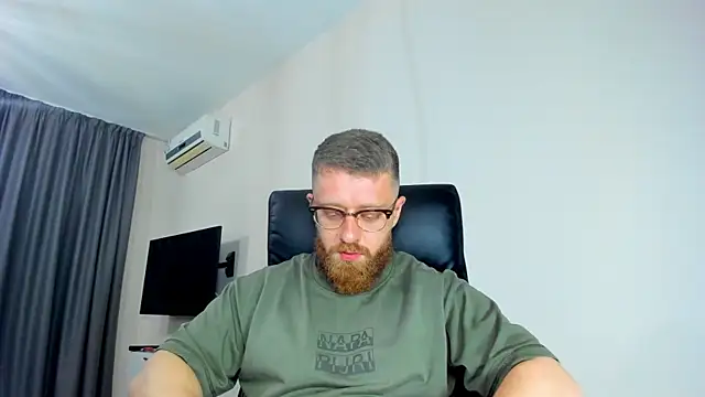 Онлайн чат XXX Findom_guy