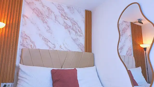 j_belle_ Adlı Modelin Canlı XXX Sohbeti