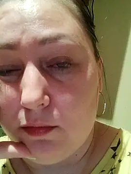 Rini333 Chat XXX in diretta