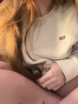 chellerayy élő XXX-chatje