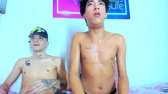 Pleasure_boys_hot webcam show