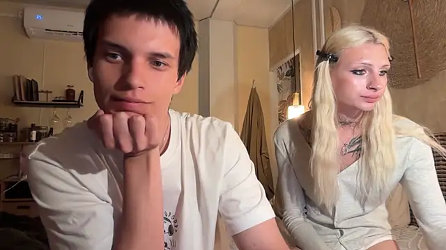 twl8vibe Show in webcam